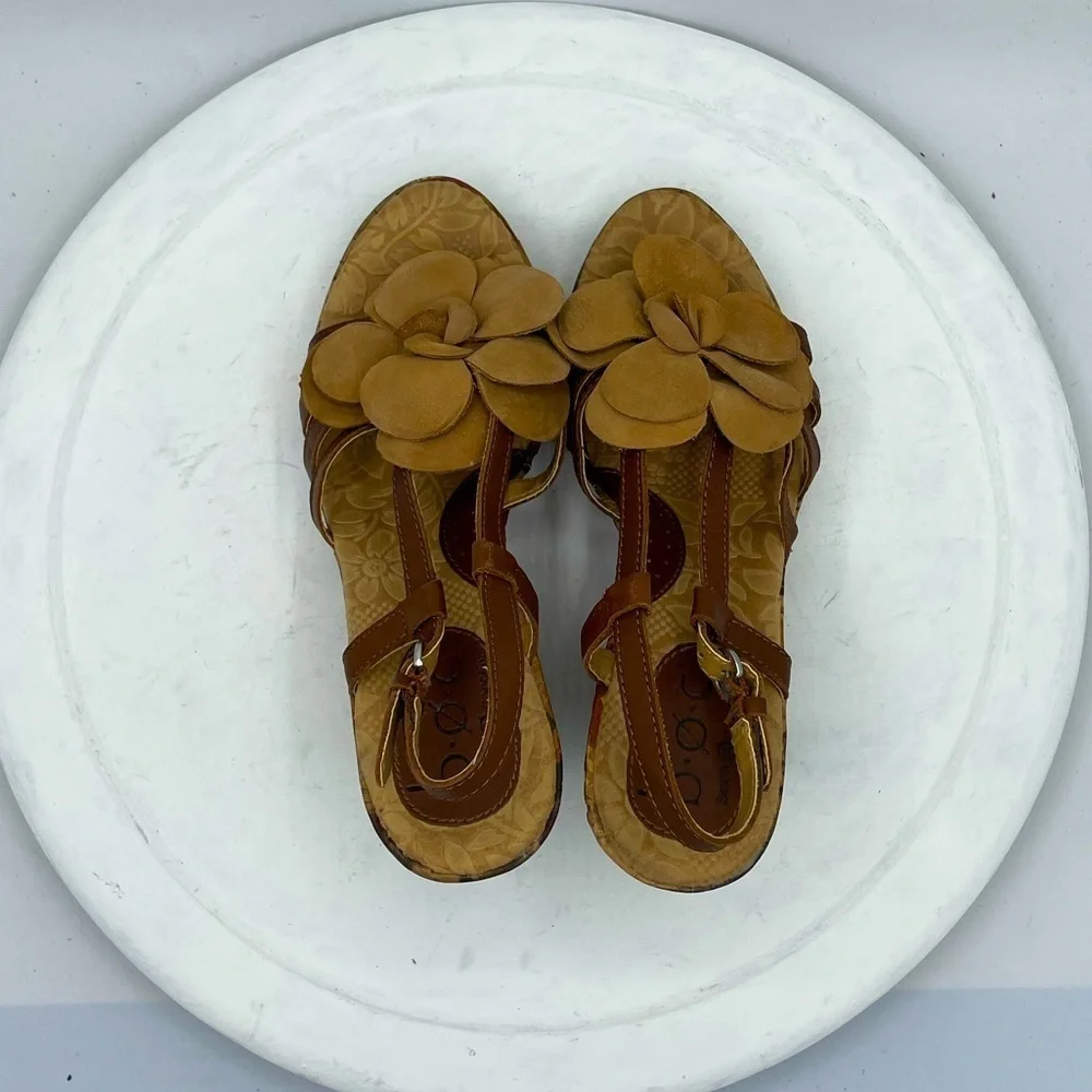 BOC Floral Flower Slingback Wedge Sandal Brown